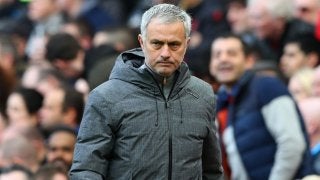 マンUのモウリーニョ監督、トップ4入り諦めない