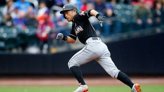 イチロー代打で2戦連続安打　「先発→数日代打」の起用に米専門家「恩恵ある」