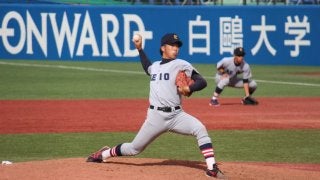 好救援の高橋亮吾が母に捧げるリーグ戦初勝利！慶應義塾大が明治大下し先勝【東京六大学野球】
