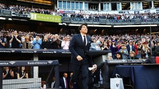 セレモニー登場の松井秀喜氏にNYファン総立ち「ジーター以外で最大の声援」