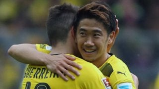 涙、涙のブンデス最終節。香川真司もイエローもらう気迫のプレー