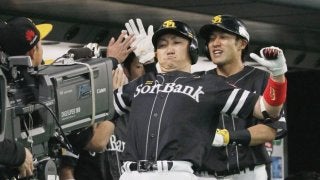 両軍合わせて29安打！松本裕がほろ苦デビューも福岡ソフトバンクが乱打戦を制す！