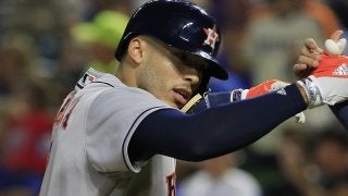 アストロズ内野陣がお見事連係プレー披露、アクロバティック捕球でアウト