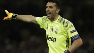 またもユベントスのCL制覇叶わず。ブッフォンの夢はディバラに託す