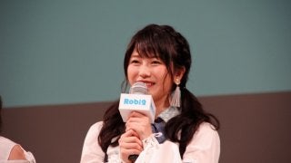 ロビ2、AKB48のメンバーとダンス共演！「恋するフォーチュンクッキー」「LOVE TRIP」を披露