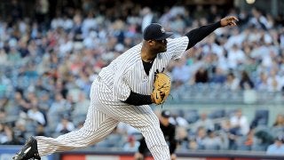 ヤ軍左腕サバシア、投球直後に158キロのピッチャー返しを“素手キャッチ”!?　