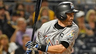 イチロー代打で適時打　敵地も敬意、米解説者「とてつもない野球選手」