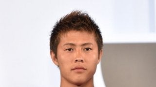 柿谷曜一朗、妻・丸高愛実の誕生日に花束「これから先ずっとお祝いします」
