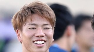 浅野拓磨は来季もシュツットガルト、ブログで残留表明「100%で頑張って行きたい」