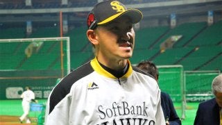 ホークス内川、ベースに当たる決勝打に「あのベースを抱きしめて眠りたい」