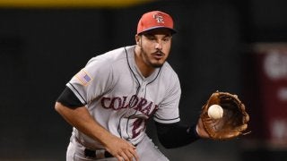 【MLB】NO1三塁手、一塁側から二塁へ驚愕送球　「守備範囲はただただクレイジー」