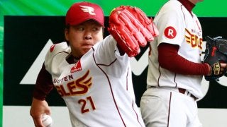 楽天釜田、150キロ超連発の快投で4勝目　梨田監督も「いいピッチング」