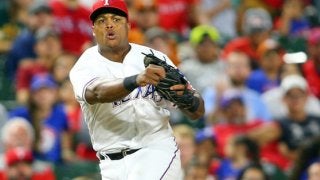 3000安打間近のベルトレに珍事　ネクストバッターズサークル“移動”で退場