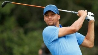 オフを満喫するステフィン・カリーがプロゴルフツアー初参戦、得意のアプローチショットを披露するも予選落ちに終わる