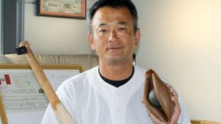 アフリカから甲子園。おかやま山陽・堤監督の奇想天外な野球ロマン人生