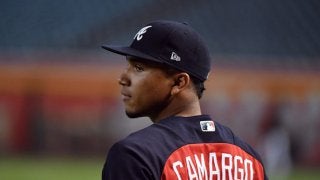 いったい何が…ルーキーが試合開始前に転倒→そのまま負傷退場の“悲劇”