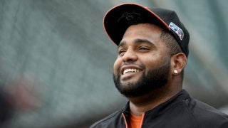 【MLB】一時は体重増で批判浴びた「パンダ」が…横っ飛び→膝立ち送球の華麗美技