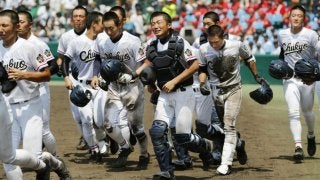 広陵が長打攻勢で中京大中京との打撃戦を制する【第99回全国高校野球選手権大会第4日】