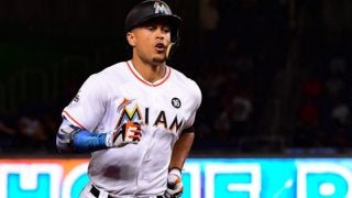 【MLB】シーズン60発ペースのスタントン、61本塁打超えで“真の本塁打王”に？