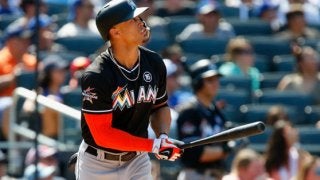 地元紙が“猛プッシュ”　驚異の本塁打量産、スタントンはMVPに輝くべきか