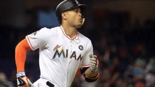 【MLB】強打者スタントンが新境地!?　ミュージックビデオで彫刻ばりの筋肉美披露