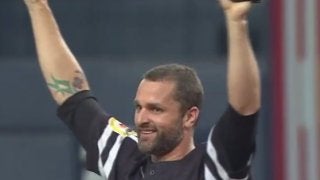 ソフトBサファテがついに日本新47セーブ「偉大な2人の投手を超えられた」