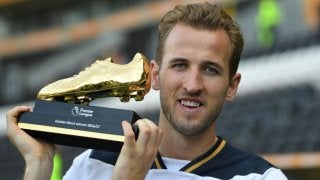 169試合で100得点達成のケイン、トッテナム指揮官も「称賛に値する」と絶賛