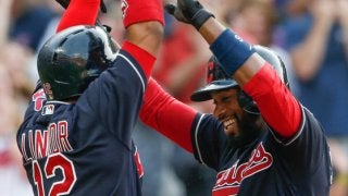 【MLB】一打で2度中堅手がボール捕球!?　シングルヒットで一気に生還の珍事が話題に