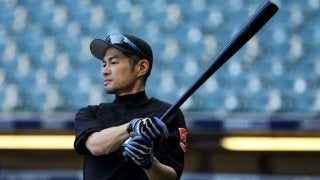 後半戦打率は.324、“V字回復”のイチロー来季残留の可能性を地元紙報じる