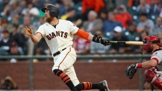 「落ち着いて」…本塁打後に全力疾走の強打者、投手に制されスローダウン!?