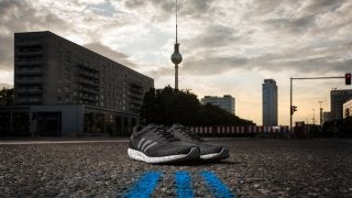 アディダス、ウィルソン・キプサングらが着用する「adidas adizero Sub2」発表