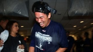 ドジャースが地区5連覇、歓喜のシャンパンファイト