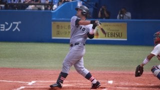慶大・岩見雅紀が通算16号本塁打も勝ちきれず。法大と引き分け【東京六大学野球】