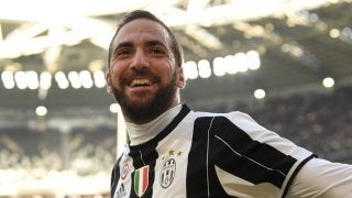 アッレグリ監督、不振のイグアインに無心のススメ「得点を追い求めてはいけない」