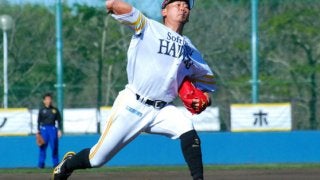 なぜ茨の道を選ぶのか　ソフトB松坂、現役続行への思い「なんとかしたい」
