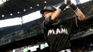 イチローFAなら「どのチームも獲得検討」　Dバックス球団社長言及「興味深い」