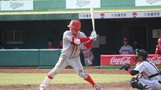 野球少年の気持ちを忘れずに躍動する走攻守三拍子揃った遊撃手　宮本丈（奈良学園大）