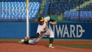 再浮上した唯一無二の長身サブマリン右腕　高橋礼（専修大）