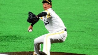 【日本S】第1戦完敗のDeNA、ドラ5細川を「7番・DH」で起用　両チームのスタメン発表