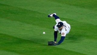 【MLBプレーオフ】ア軍スプリンガー、ダイビング捕球失敗でドジャース1点勝ち越し成功