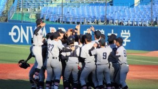 1年生・佐藤が好投＆清水翔V打！慶大が連勝で7季ぶりの優勝！【東京六大学野球】