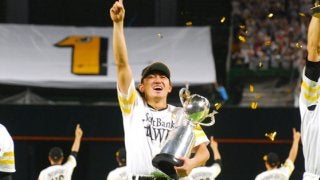 「一度そのバッティングは捨てなきゃと」鷹・内川が語った同点弾と古巣対決