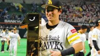 「ヒーローは僕じゃない」　サヨナラ打の鷹・川島、歓喜の瞬間に思ったこと