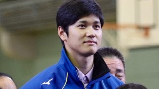 大谷翔平が子供たちの質問に回答「新垣選手は笑顔なのに大谷選手は無表情…」