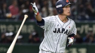 侍ジャパンで打率６割。西川龍馬にカープ首脳陣が浴びせる期待と注文