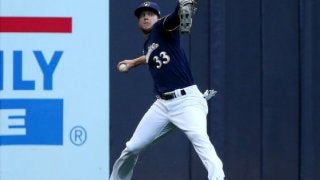 今季最速は168.5キロ！　MLB公式サイトが公開した外野からの規格外の送球