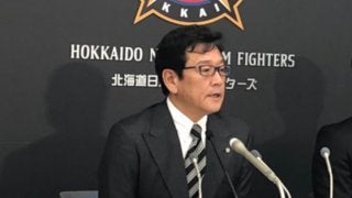 ハム栗山監督、夢実現の大谷を祝福　赤ユニ姿に「翔平はエンジェルだったんだ」