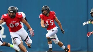 富士通最年長LB鈴木の原点足立学園のハングリー精神