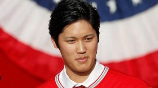 【MLB】大谷翔平の直筆サイン入りエンゼルスグッズ3点、総額70万円超で落札