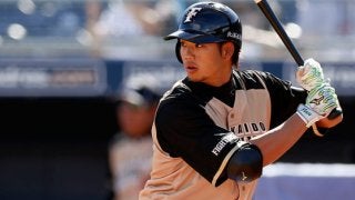 日ハム公開のコスプレ動画が4本とも話題　“カフェ店員”谷口に「鼻血モノ」!?